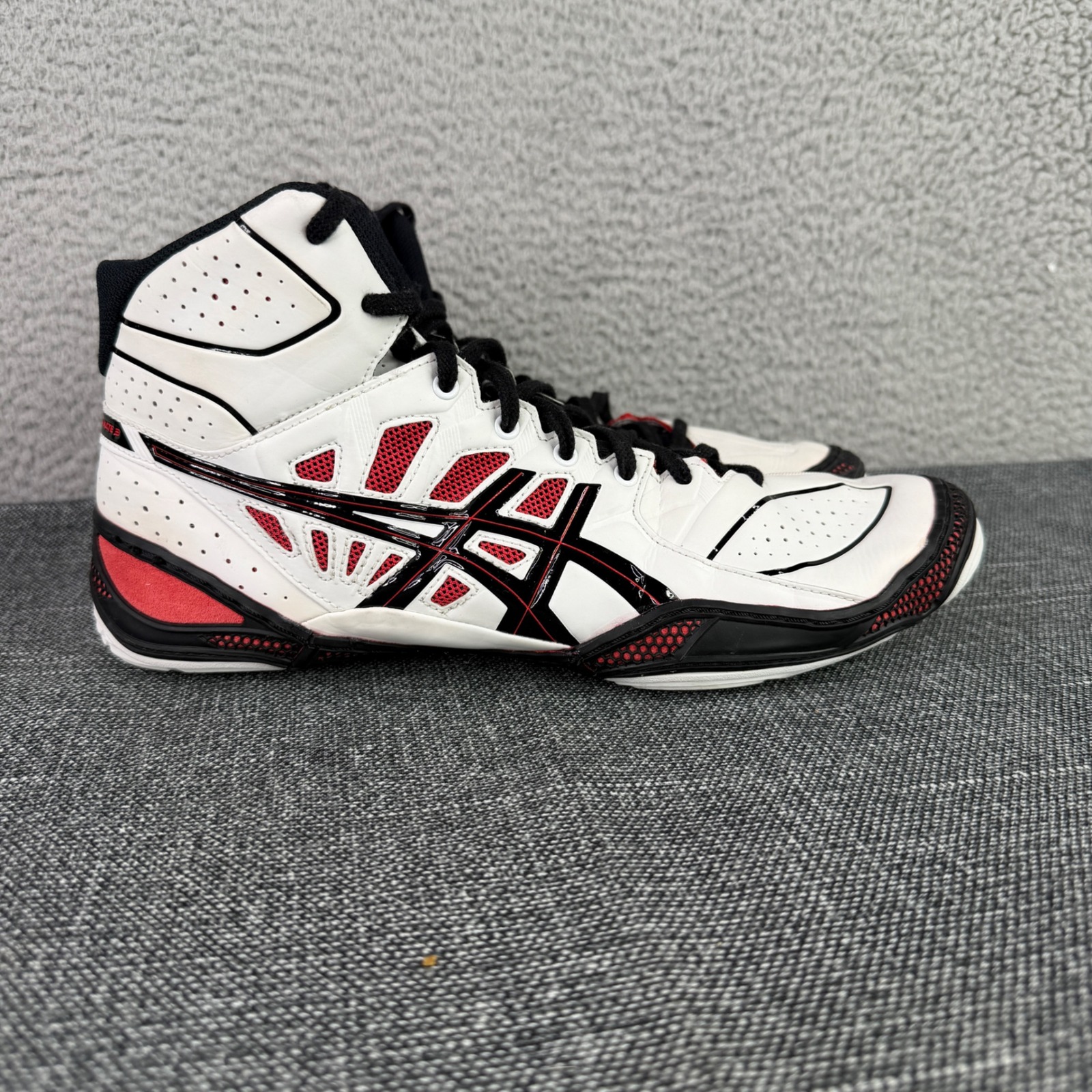 Asics Dan Gable Ultimate 3 Mens 11.5 White Black Red Wrestling Shoes J305y